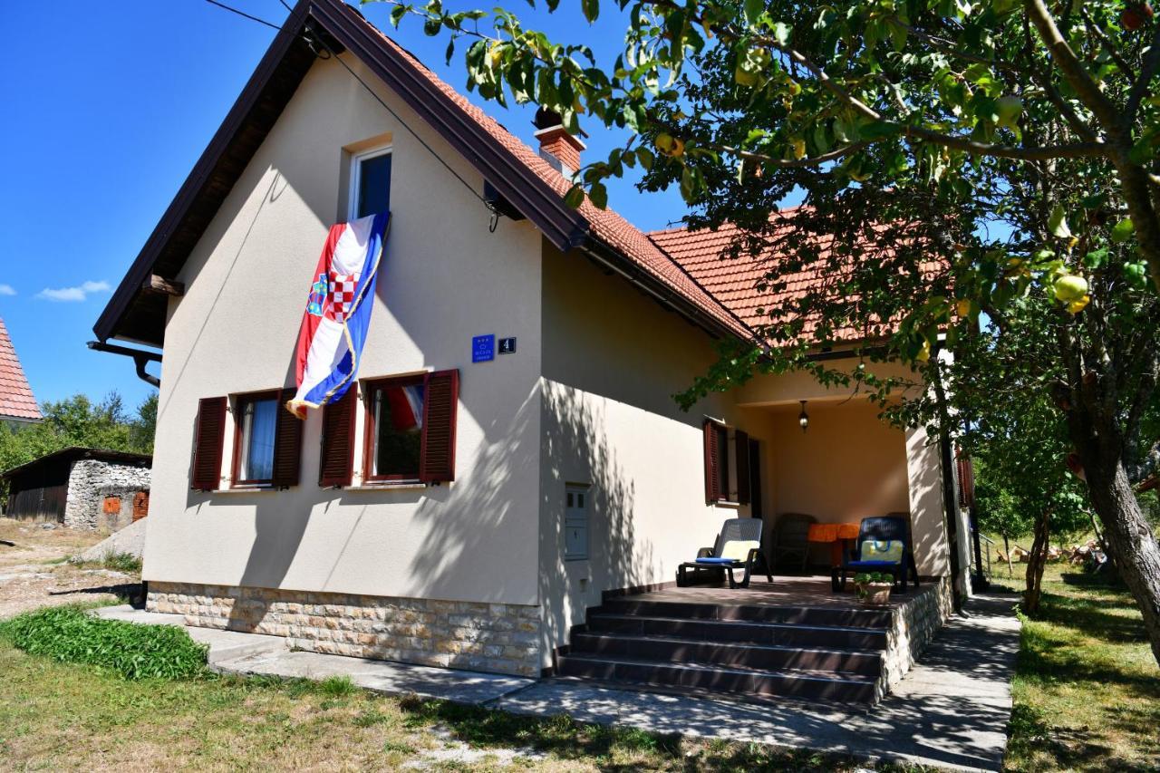 Holiday Home Matan Saborsko Esterno foto