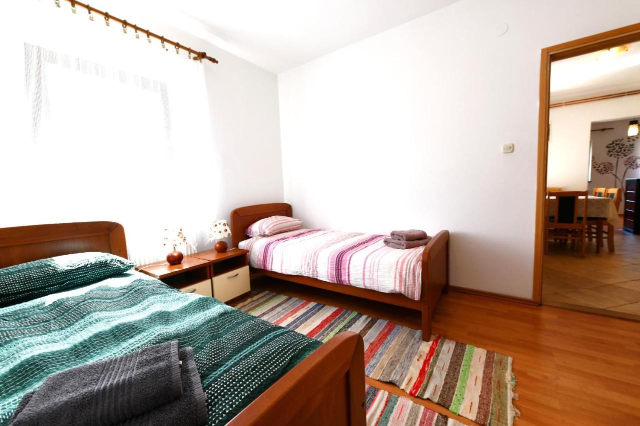 Holiday Home Matan Saborsko Esterno foto